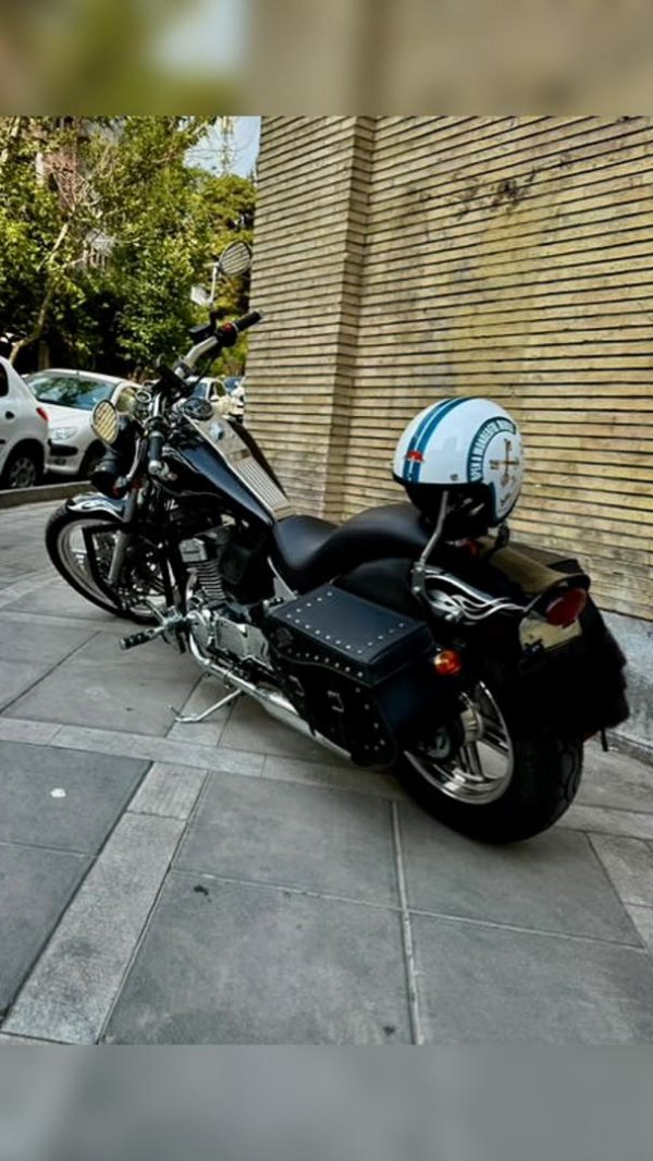 کیف خورجینی مدل کلاسیک (تنوع دکمه پرچدار)